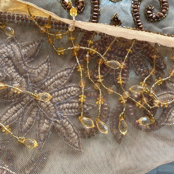 Luxurious silk beaded tablecloth, 🤚 in India - Picture 9 of 10